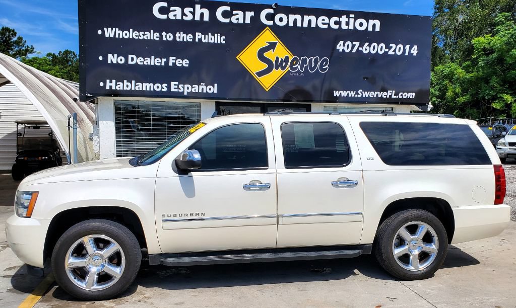 Used 2012 Chevrolet Suburban LTZ RWD image 10