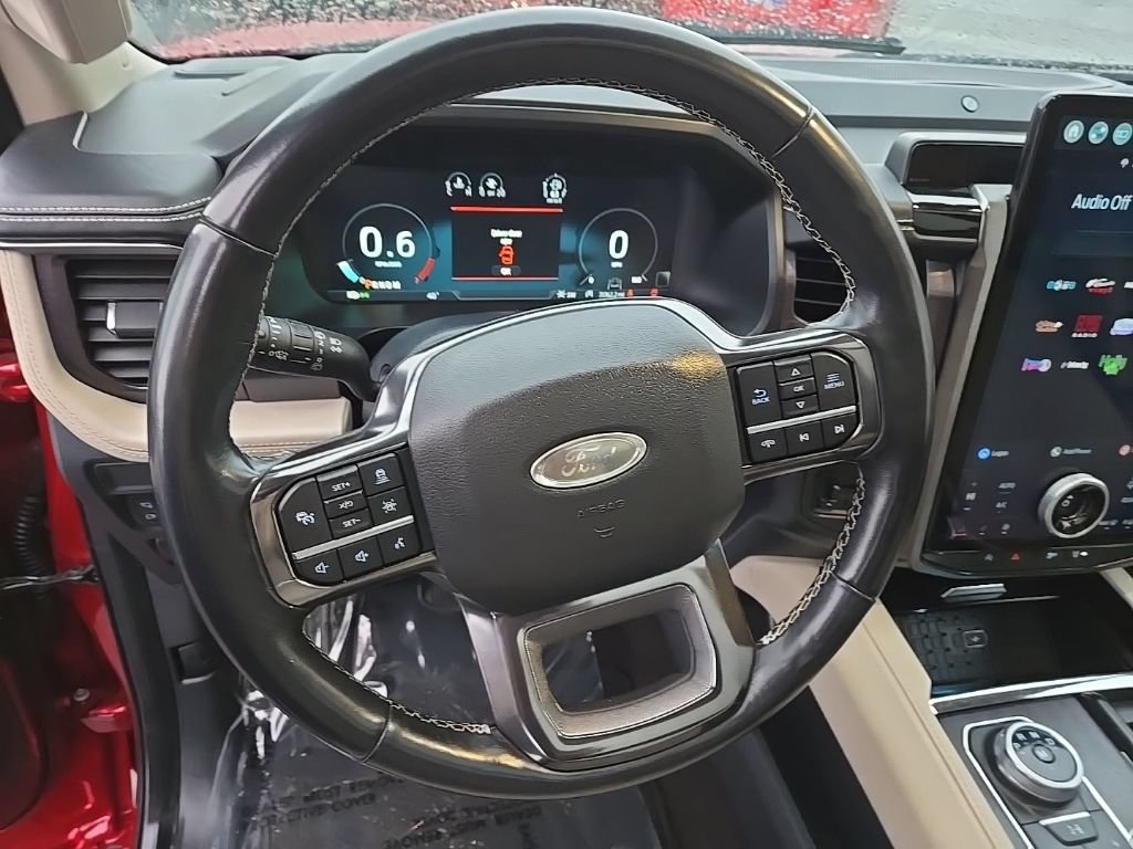 Used 2022 Ford Expedition Platinum AWD/4WD image 13