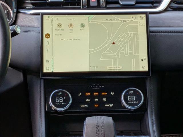 Used 2023 Jaguar F-PACE S image 10