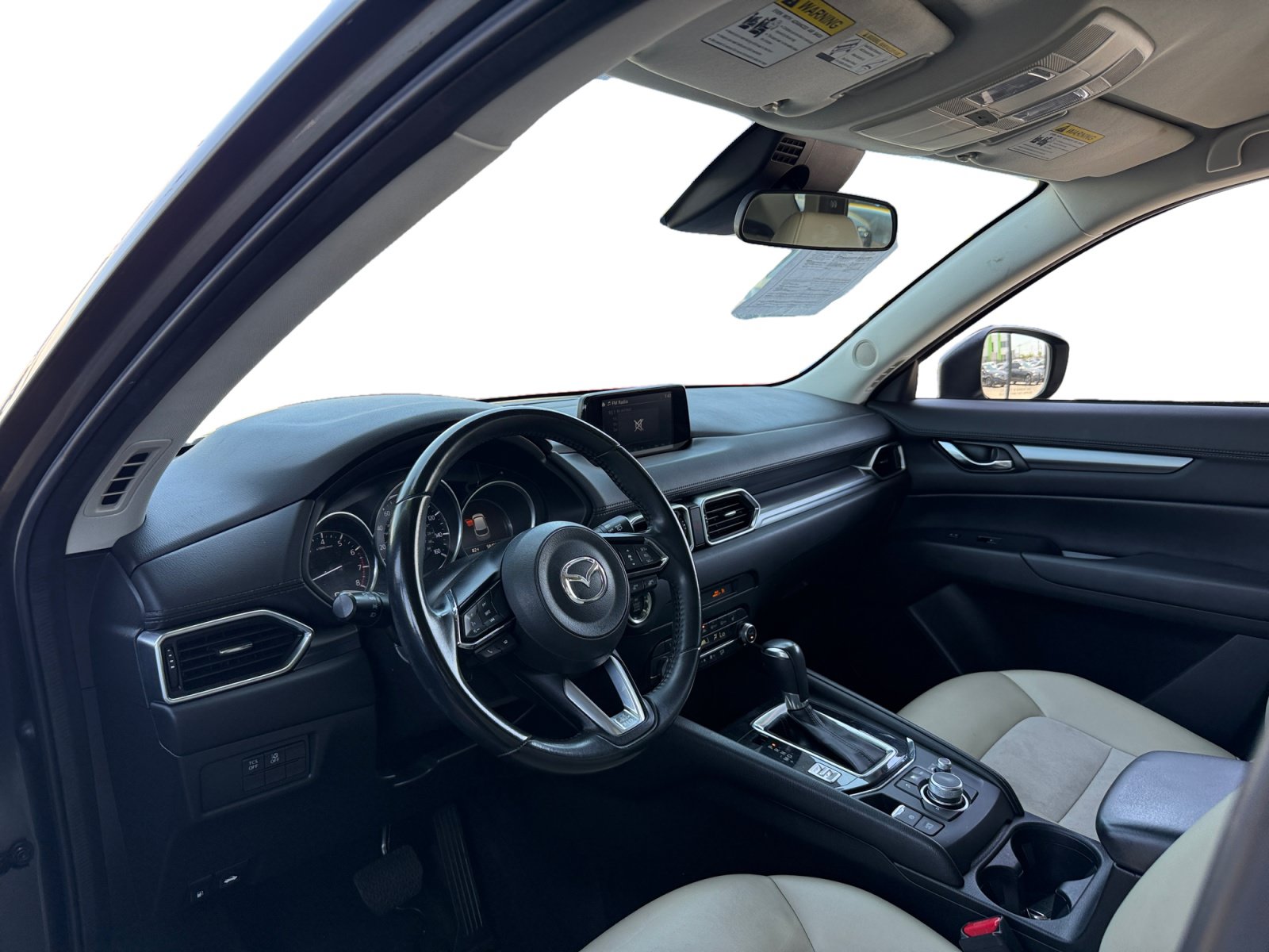 Used 2019 MAZDA CX-5 Touring FWD image 9
