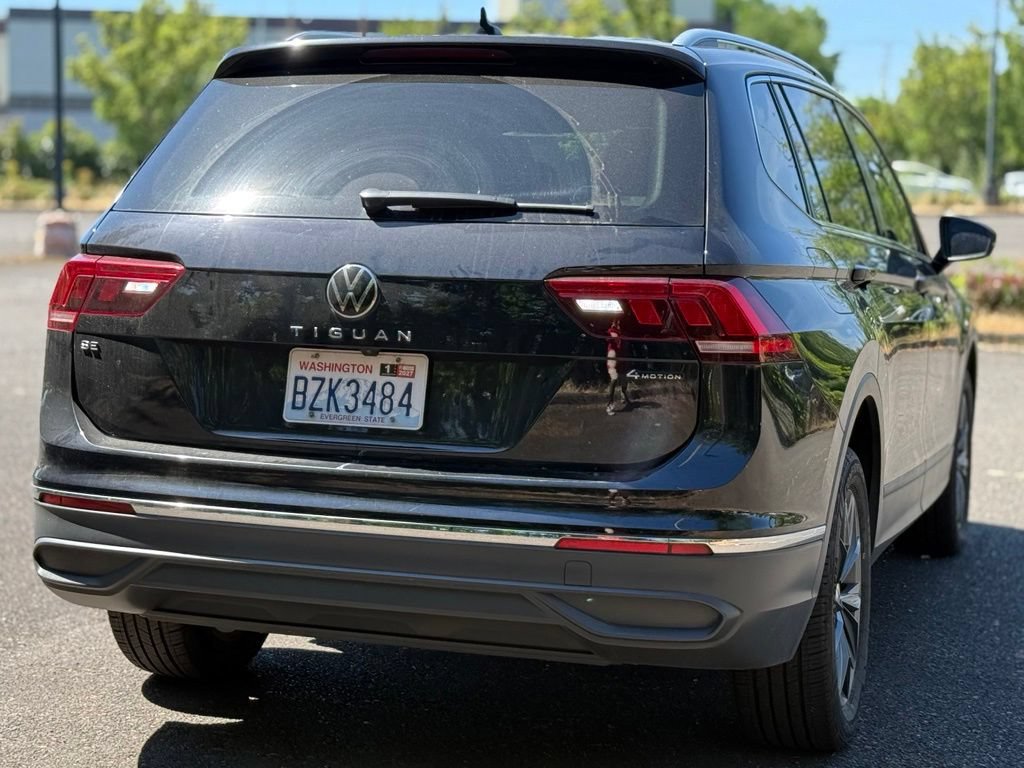 Used 2022 Volkswagen Tiguan SE AWD/4WD image 5
