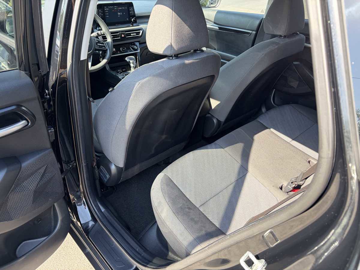 Used 2021 Kia Seltos LX AWD/4WD image 19