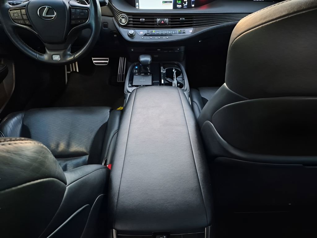 Used 2018 Lexus LS 500 F Sport w/ Accessory Package (Z2) image 22