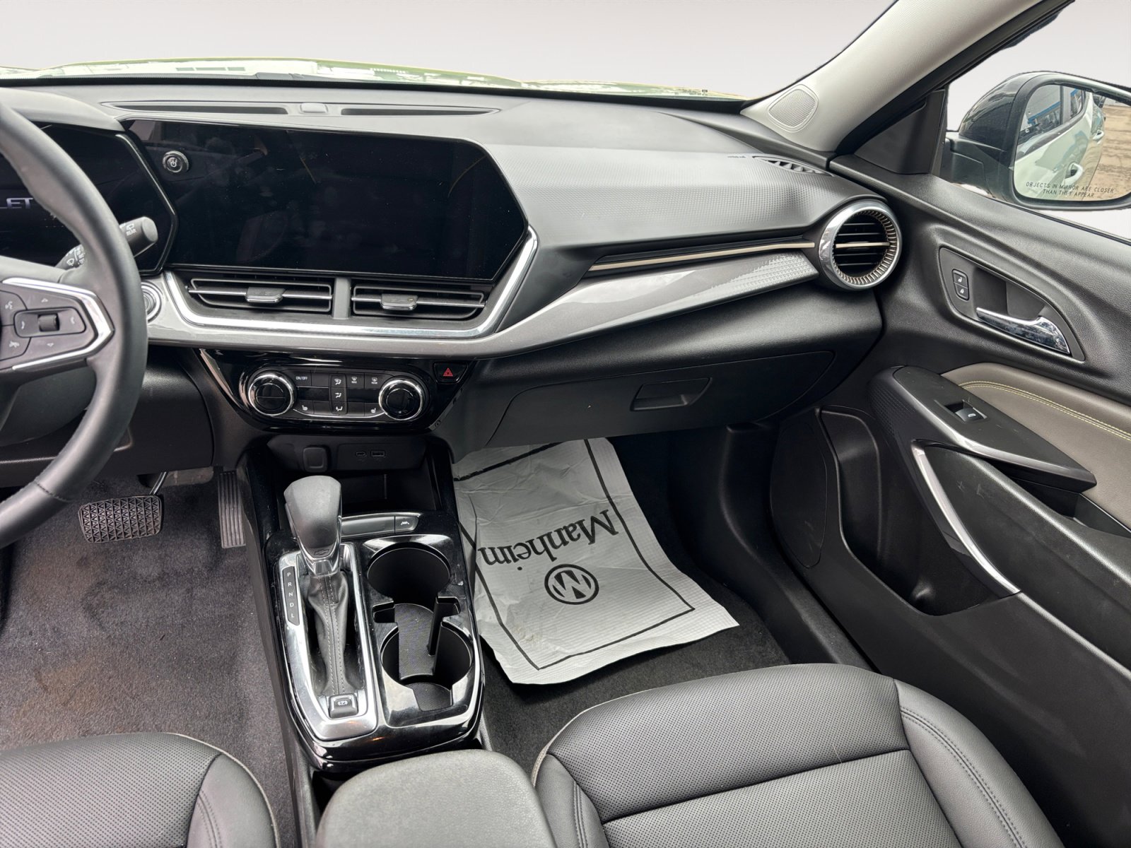 Used 2025 Chevrolet Trax ACTIV w/ Driver Confidence Package image 11