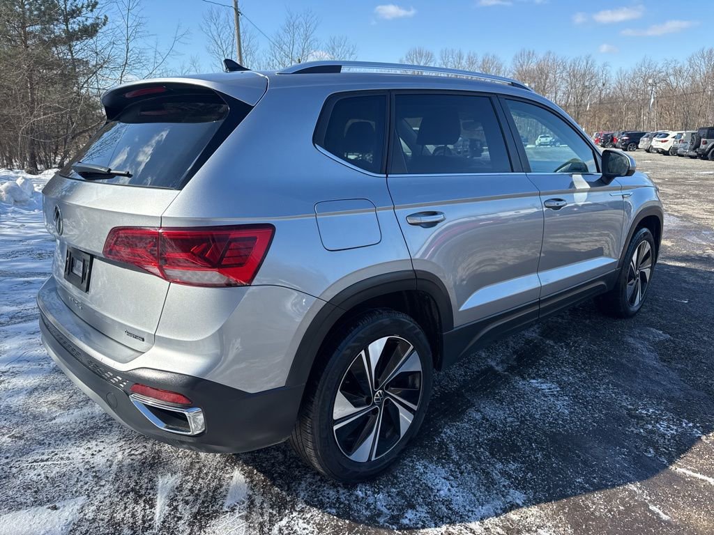 Used 2023 Volkswagen Taos SE image 9