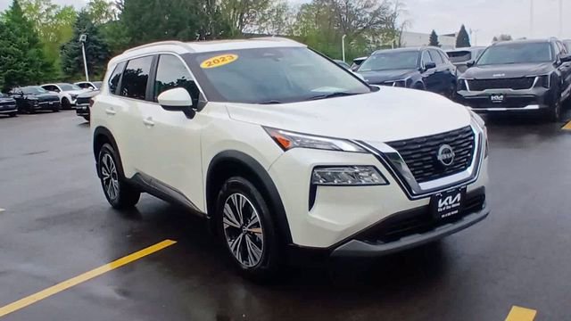 Used 2023 Nissan Rogue SV w/ SV Premium B Package AWD/4WD image 5