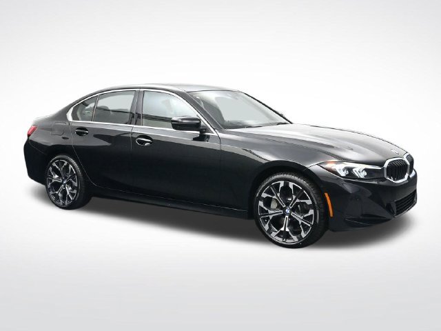 New 2026 BMW 330i xDrive Sedan w/ Convenience Package AWD/4WD image 2