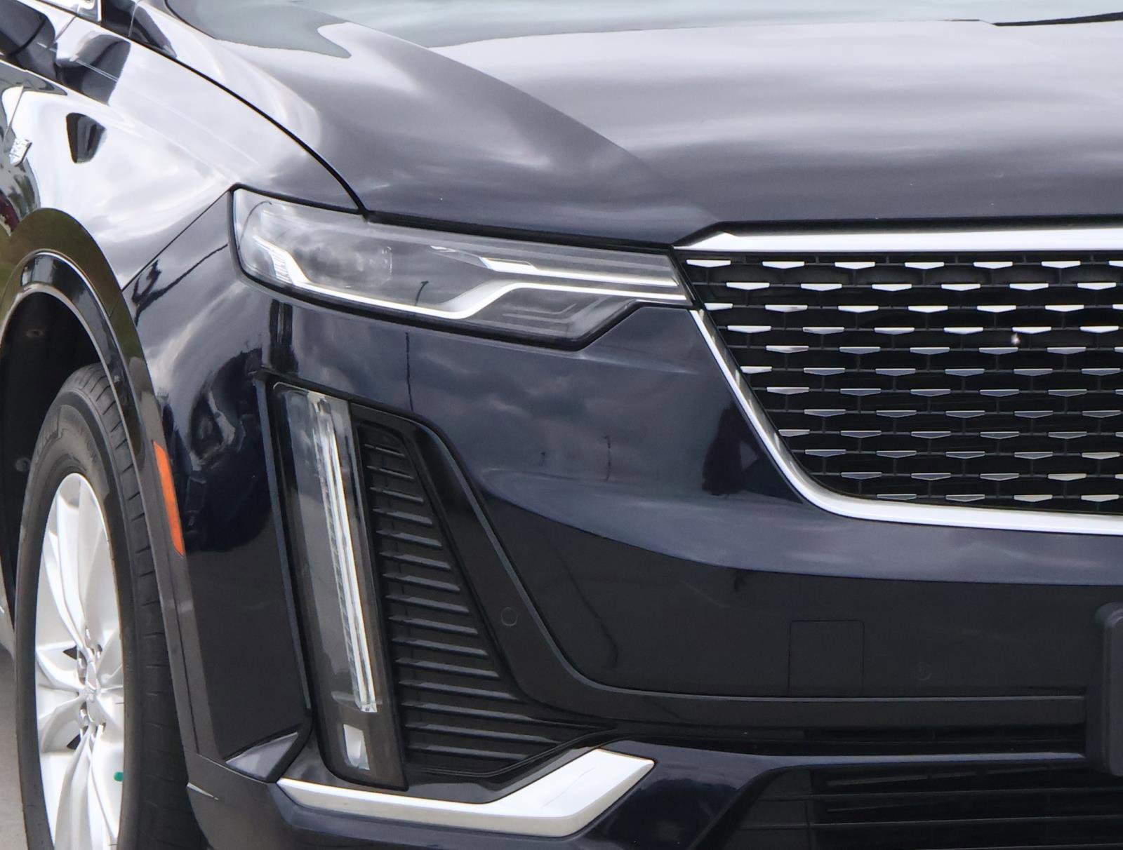 Used 2022 Cadillac XT6 Luxury FWD image 9