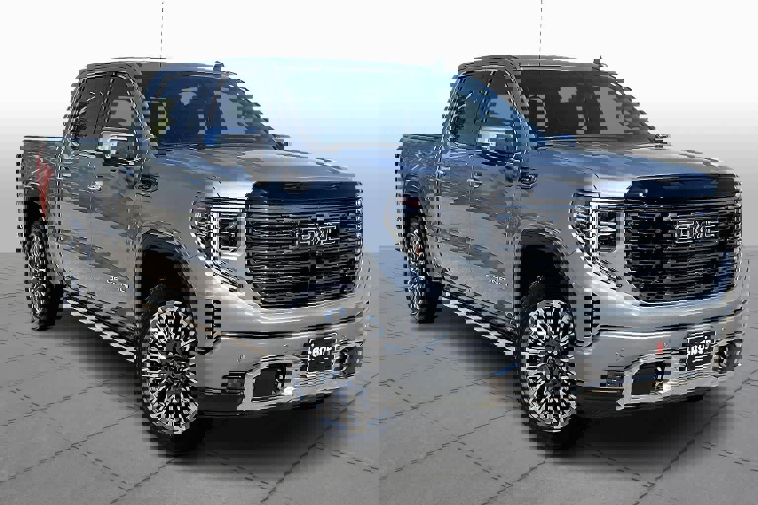 Used 2025 GMC Sierra 1500 Denali Ultimate image 3