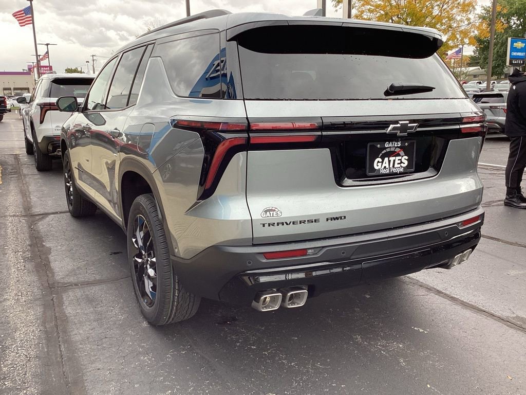 New 2026 Chevrolet Traverse LT image 3