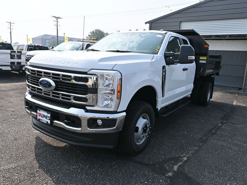 New 2025 Ford F350 XL w/ XL Chrome Package AWD/4WD video 2