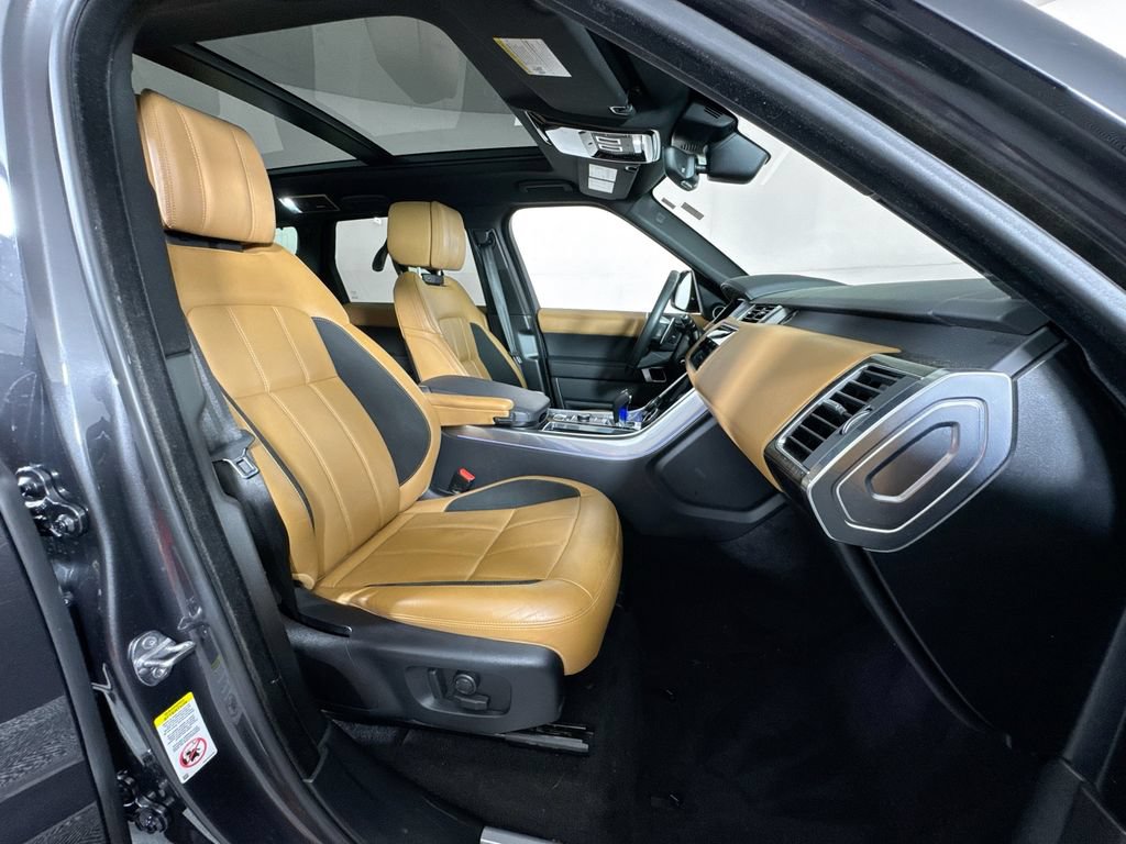 Used 2019 Land Rover Range Rover Sport SE AWD/4WD image 30