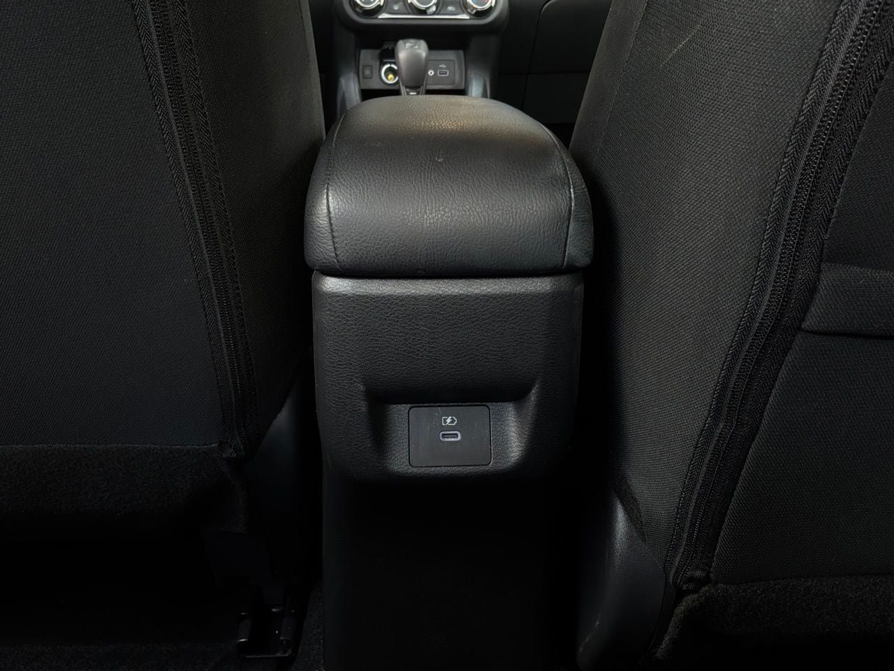 Used 2025 Nissan Versa SV FWD image 12