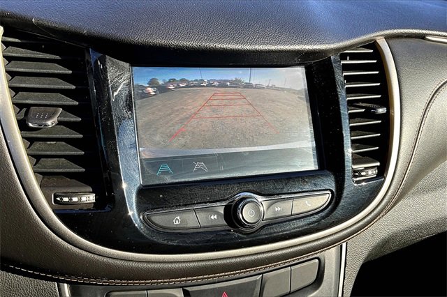 Used 2017 Chevrolet Trax LT image 17