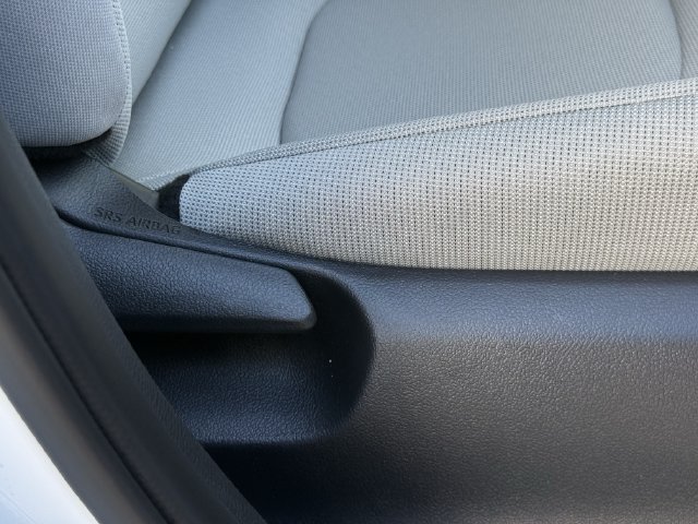 Used 2026 Toyota Corolla Cross LE FWD image 29