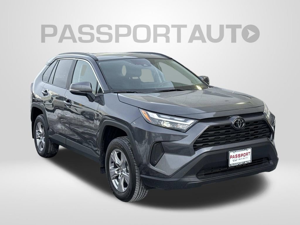 Used 2025 Toyota RAV4 XLE image 6