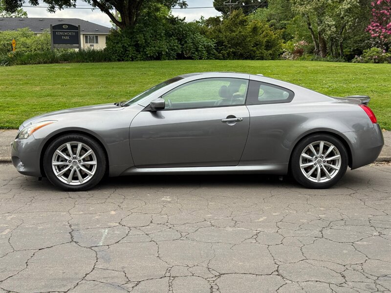 Used 2012 INFINITI G37 Journey w/ Premium Pkg RWD image 2