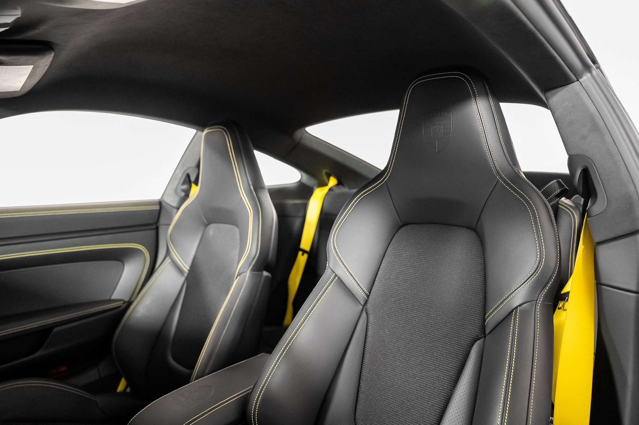 Used 2025 Porsche 911 GT3 RWD image 3