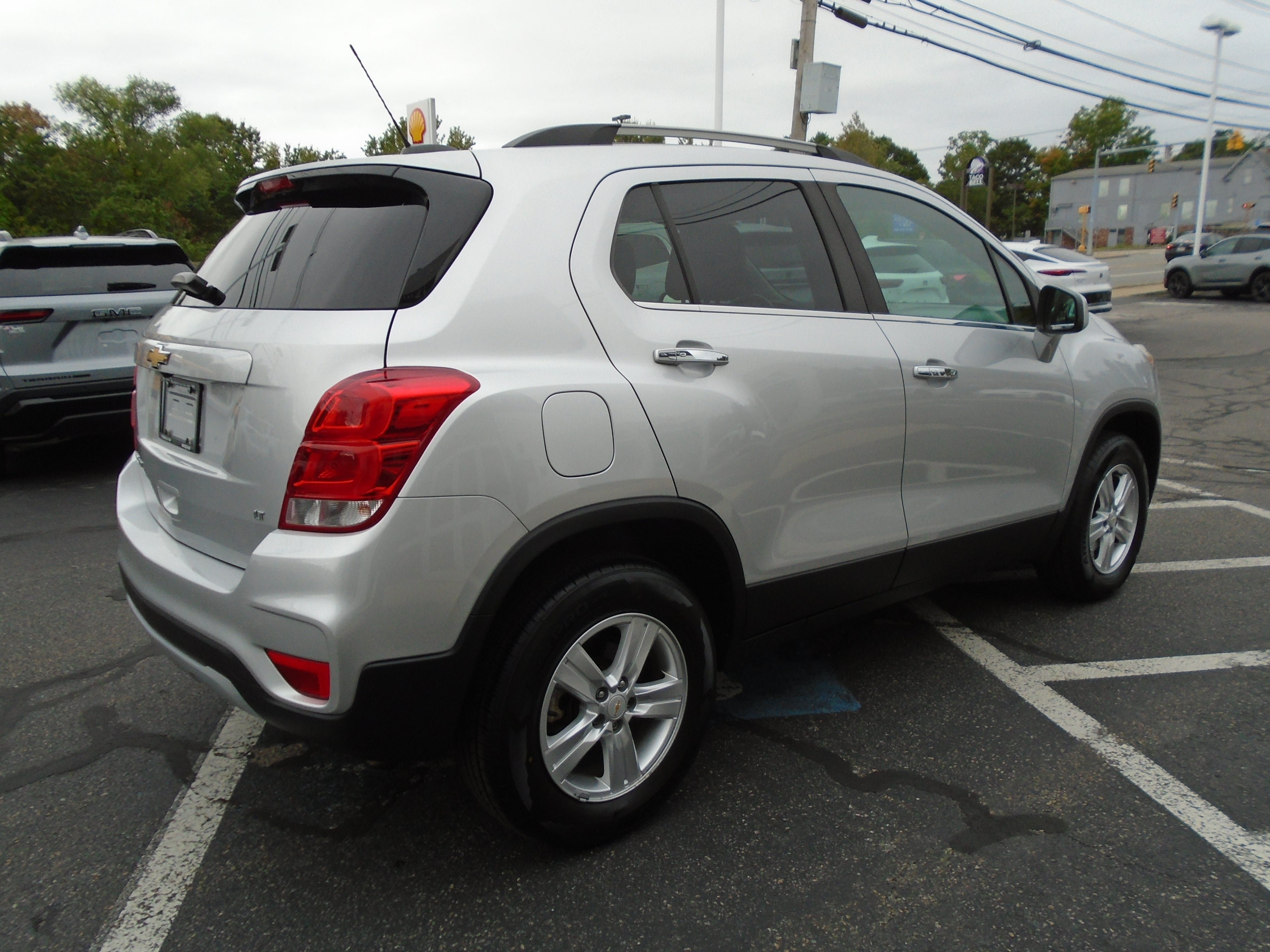 Certified 2018 Chevrolet Trax LT w/ LT Convenience Package AWD/4WD image 6