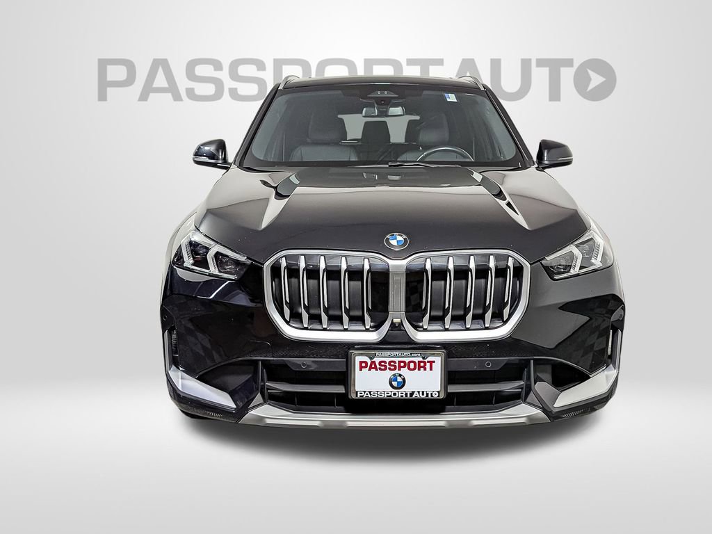 Used 2025 BMW X1 xDrive28i w/ Technology Package image 9