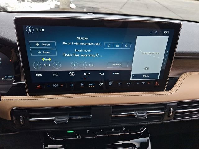 Used 2023 Lincoln Corsair Reserve w/ Equipment Group 201A image 16