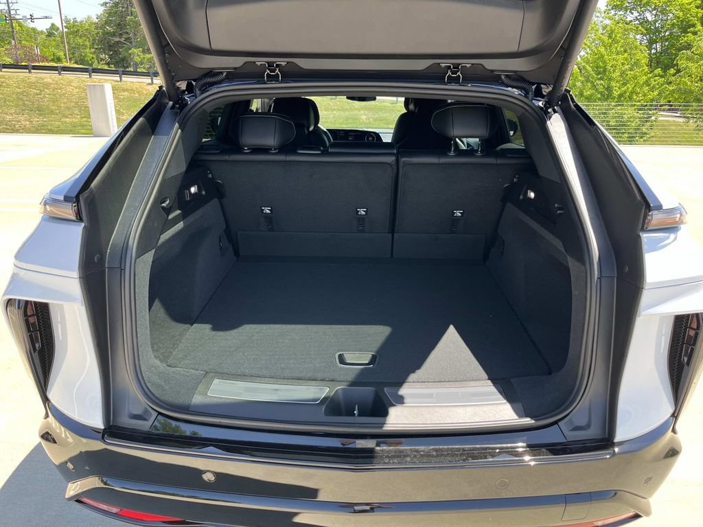 New 2026 Cadillac Lyriq Sport AWD/4WD image 12