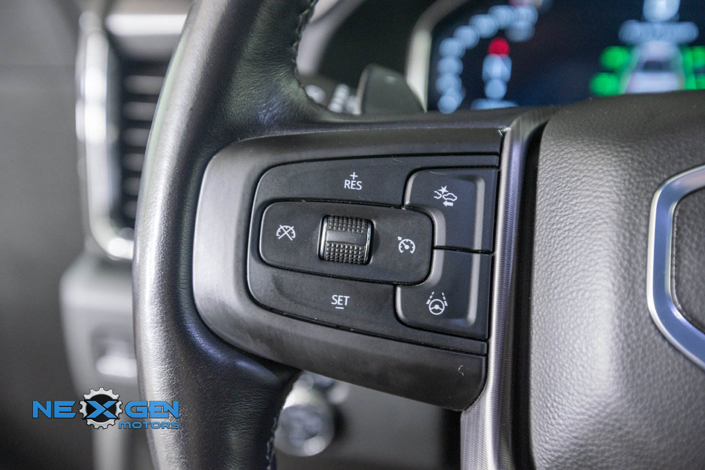 Used 2024 GMC Sierra 1500 Denali Ultimate AWD/4WD image 16