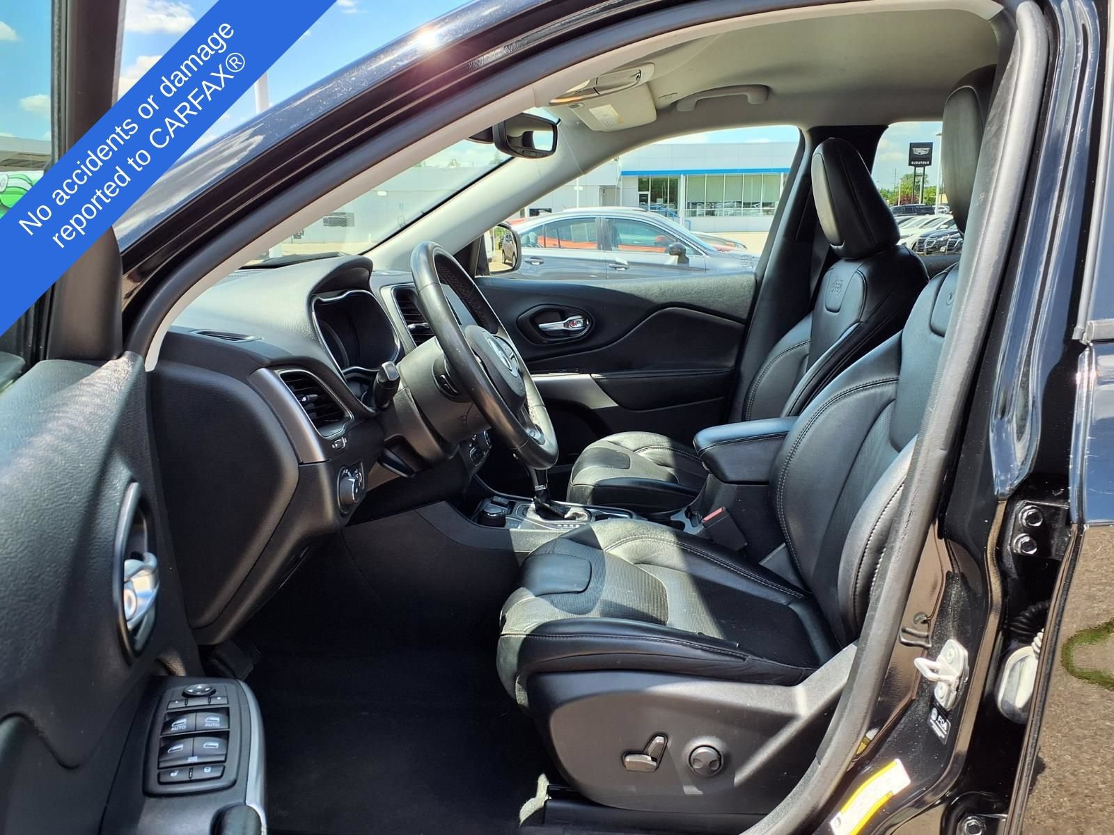 Used 2022 Jeep Cherokee Latitude Lux AWD/4WD image 19