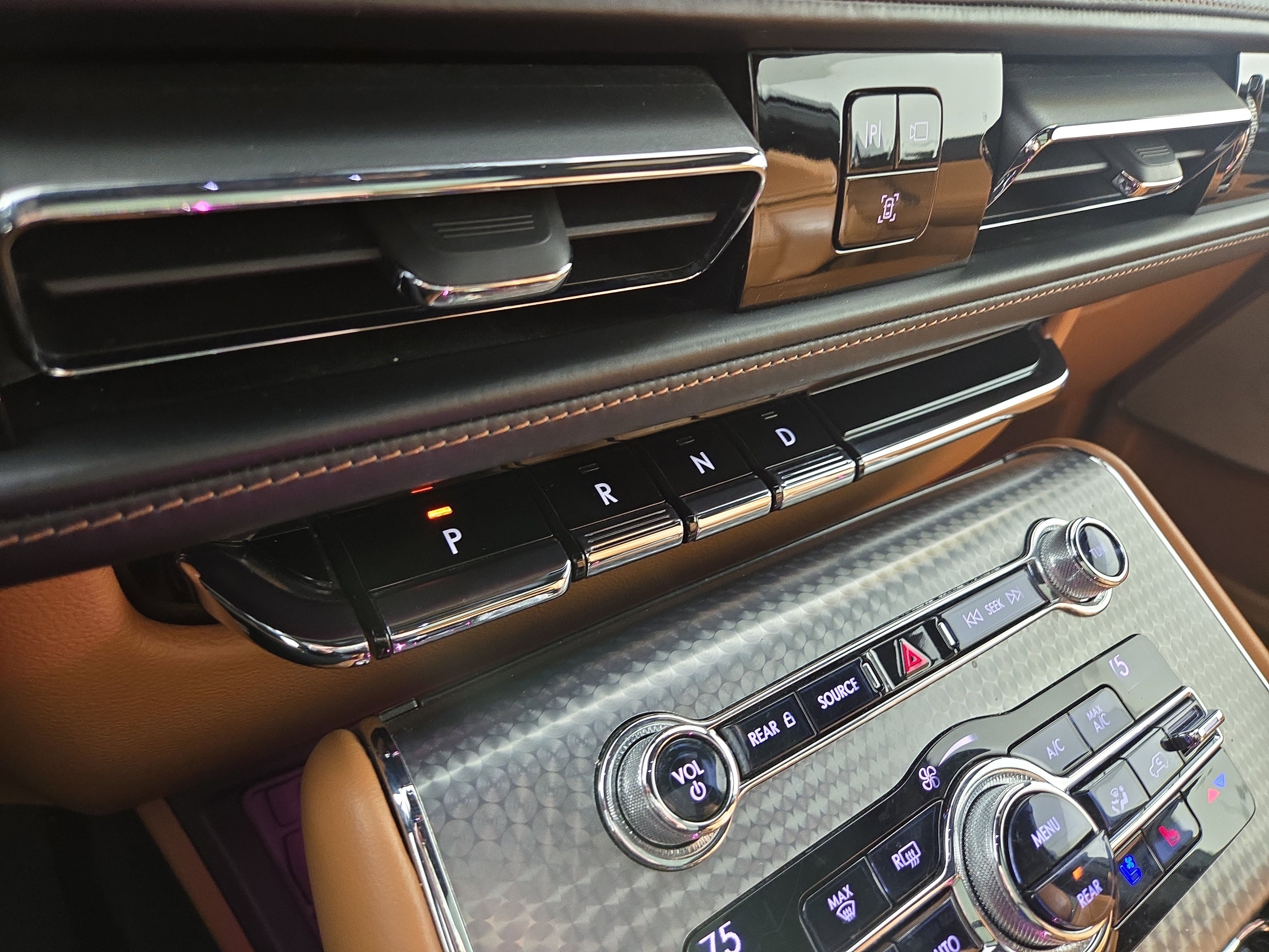 Used 2020 Lincoln Aviator Black Label image 25