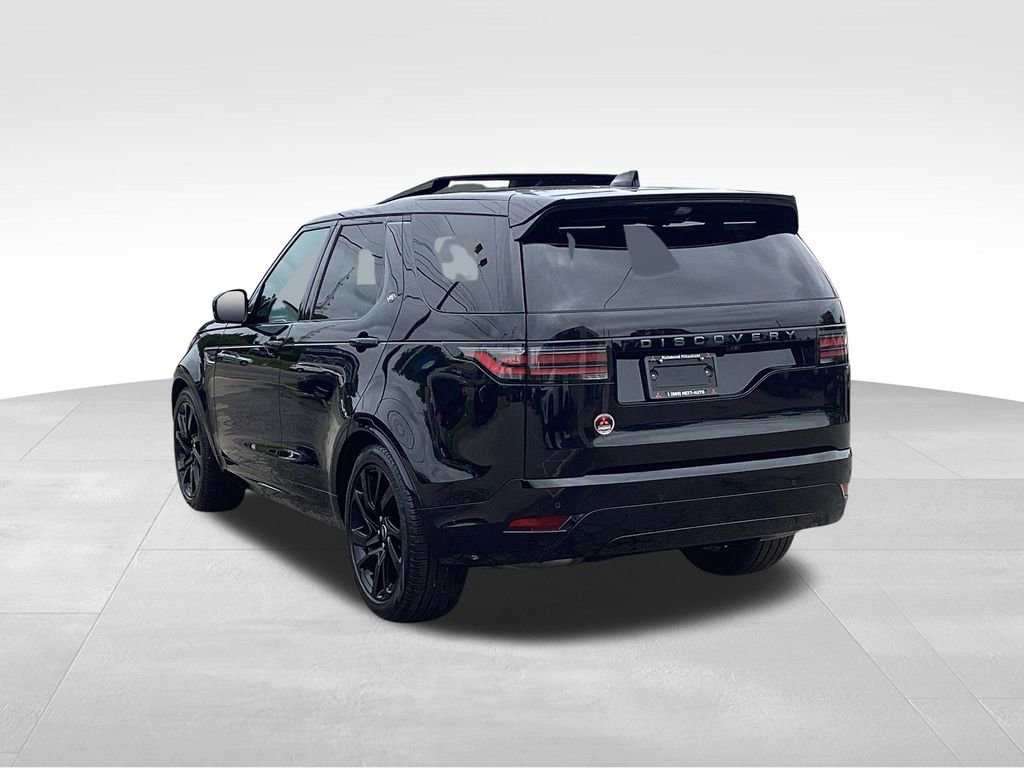 Used 2024 Land Rover Discovery Dynamic SE image 10
