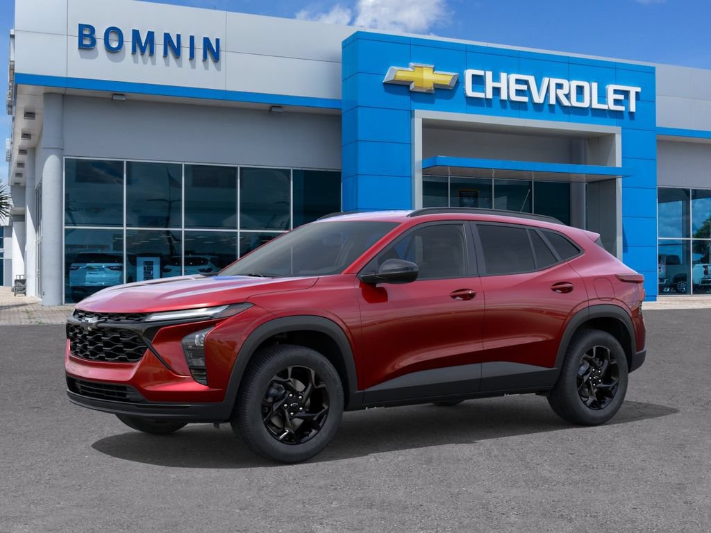 New 2026 Chevrolet Trax LT w/ Midnight Edition FWD image 3