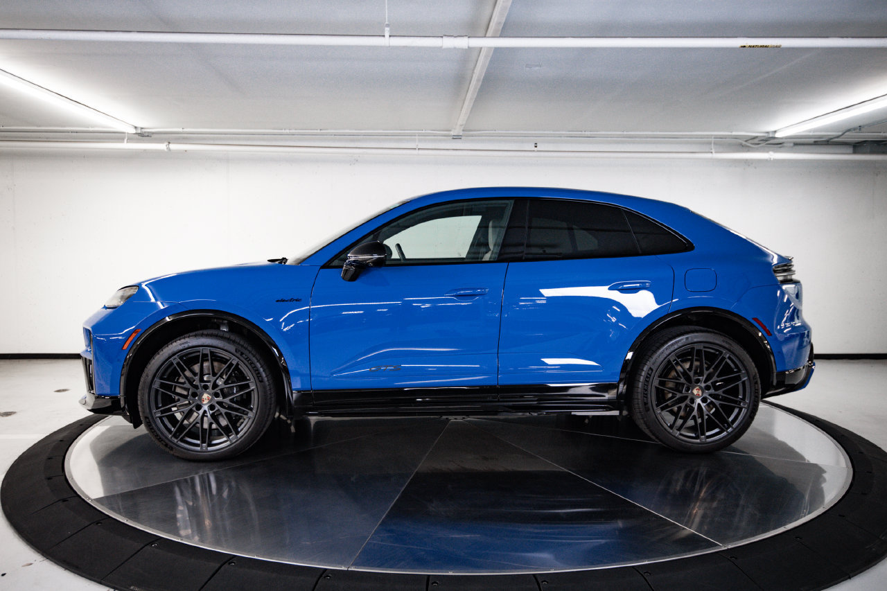 New 2026 Porsche Macan GTS Electric AWD/4WD image 2