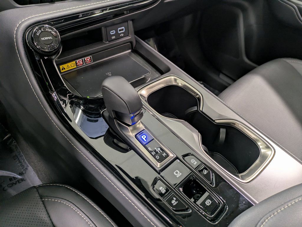 Used 2025 Lexus NX 350 AWD w/ Accessory Package (2T) image 14