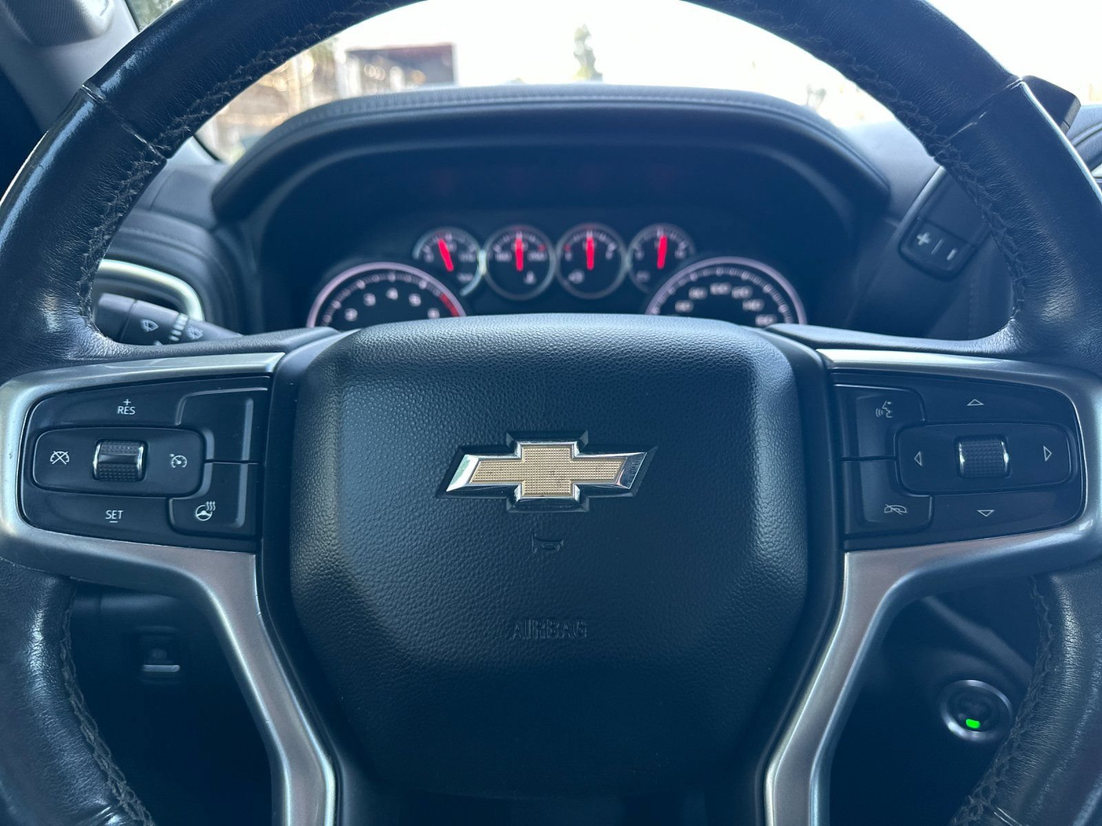 Used 2022 Chevrolet Silverado 2500 LTZ AWD/4WD image 21