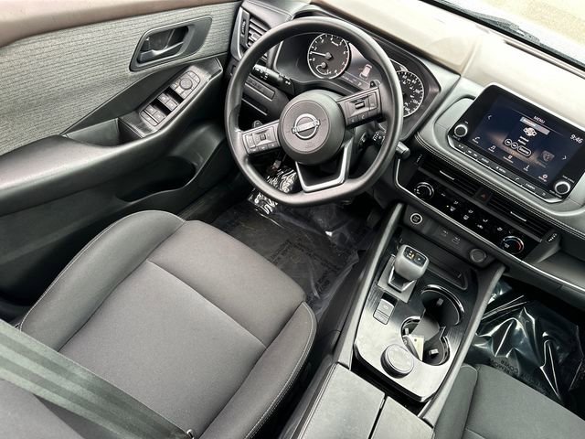 Used 2023 Nissan Rogue S image 19