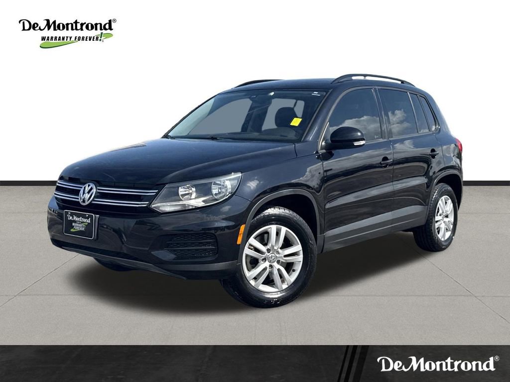 Used 2017 Volkswagen Tiguan S image 1