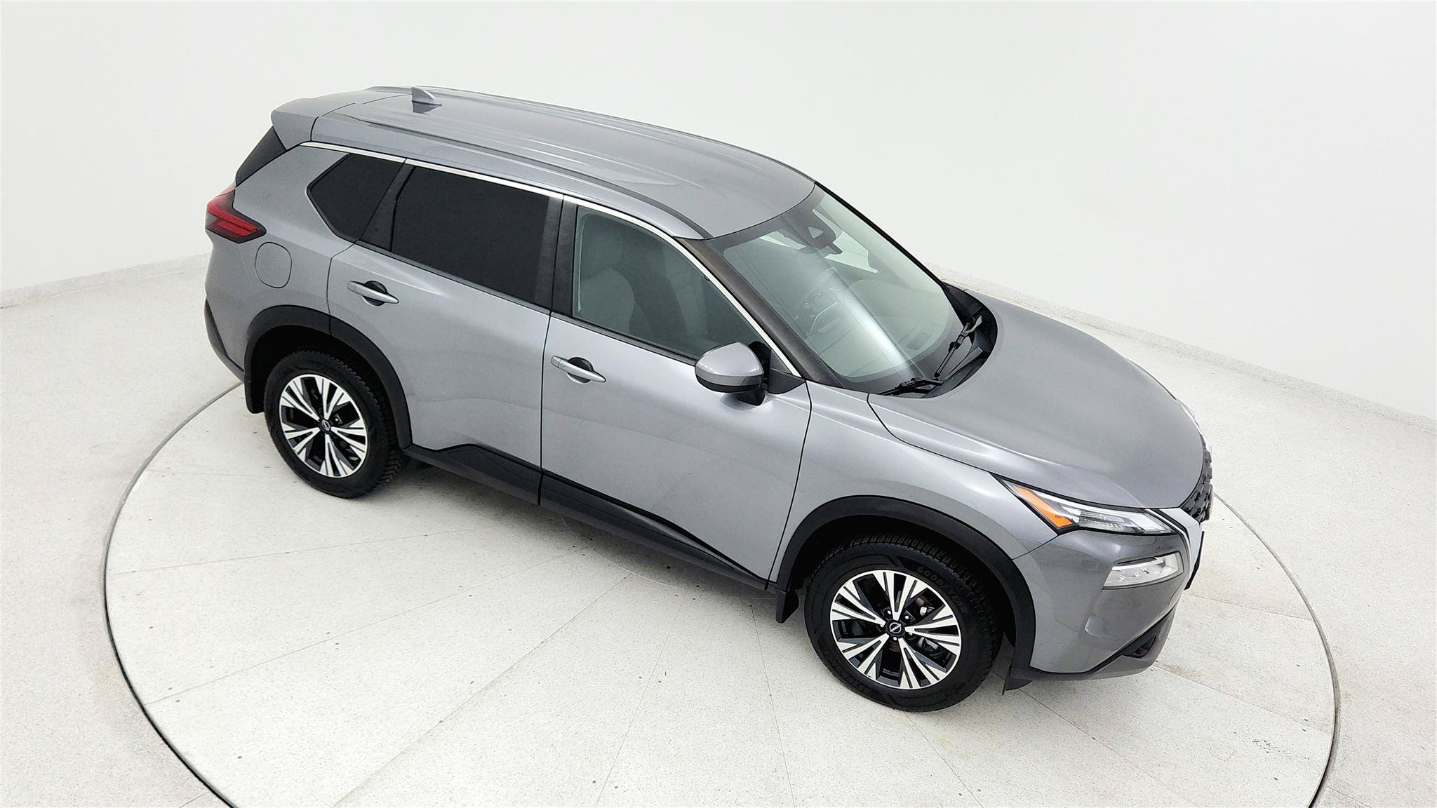 Used 2023 Nissan Rogue SV AWD/4WD image 39