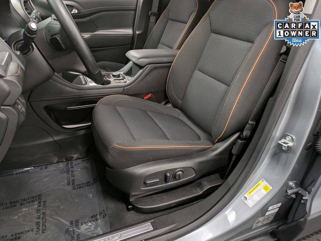 Used 2023 GMC Acadia AT4 AWD/4WD image 10