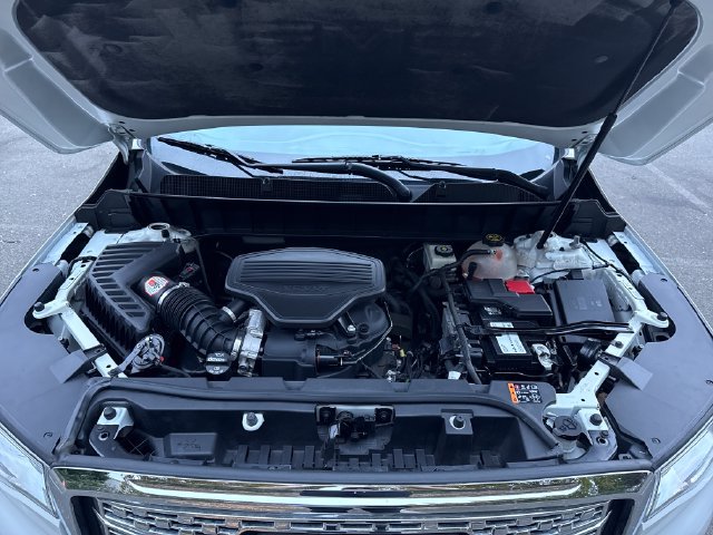 Used 2018 GMC Acadia Denali w/ Technology Package AWD/4WD image 30