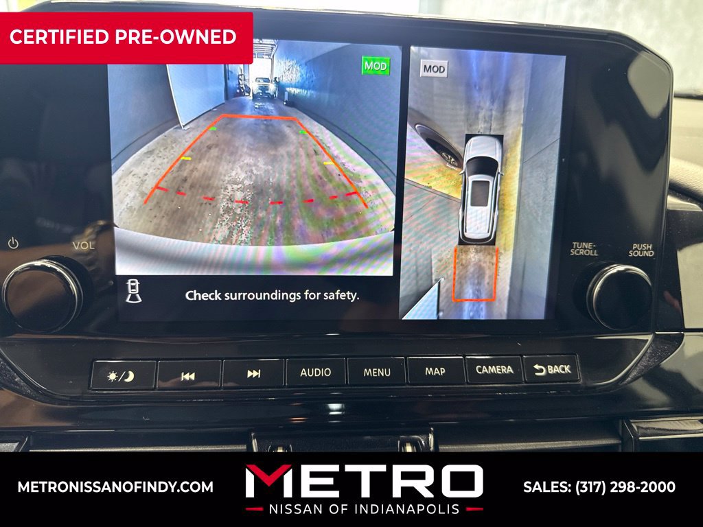 Used 2023 Nissan Pathfinder SL AWD/4WD image 27
