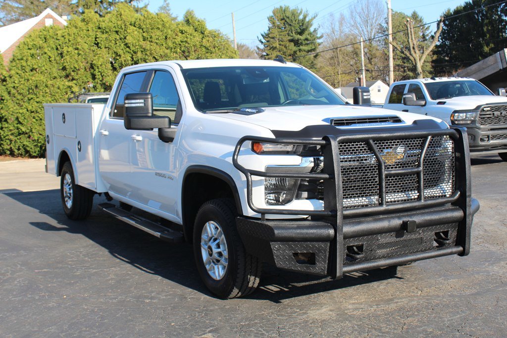 Used 2024 Chevrolet Silverado 2500 LT w/ Convenience Package image 10