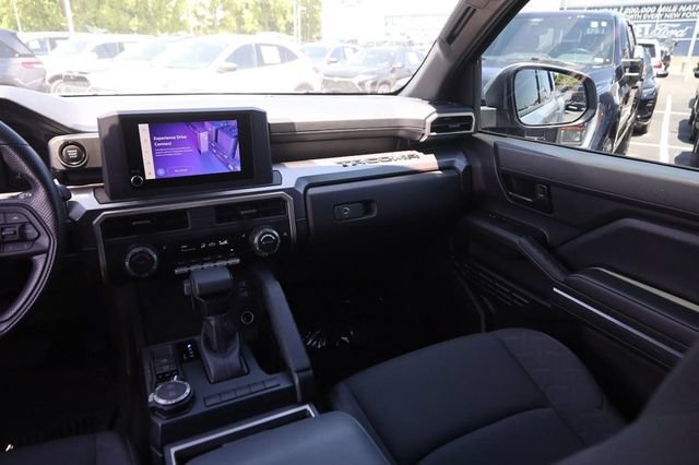 Used 2024 Toyota Tacoma SR5 AWD/4WD image 27