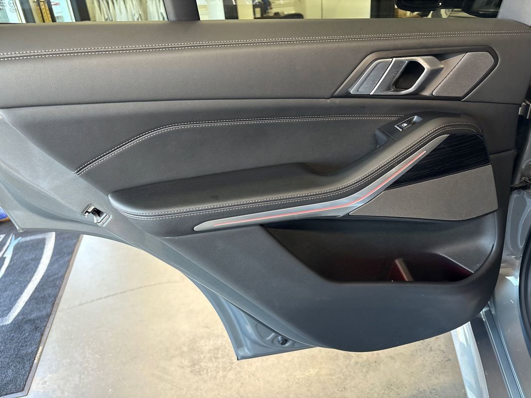 Used 2024 BMW X5 sDrive40i w/ M Sport Package image 40