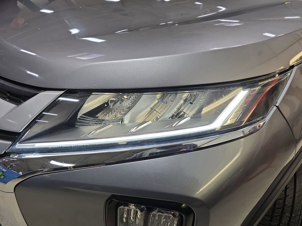 Used 2021 Mitsubishi Outlander Sport SE image 29