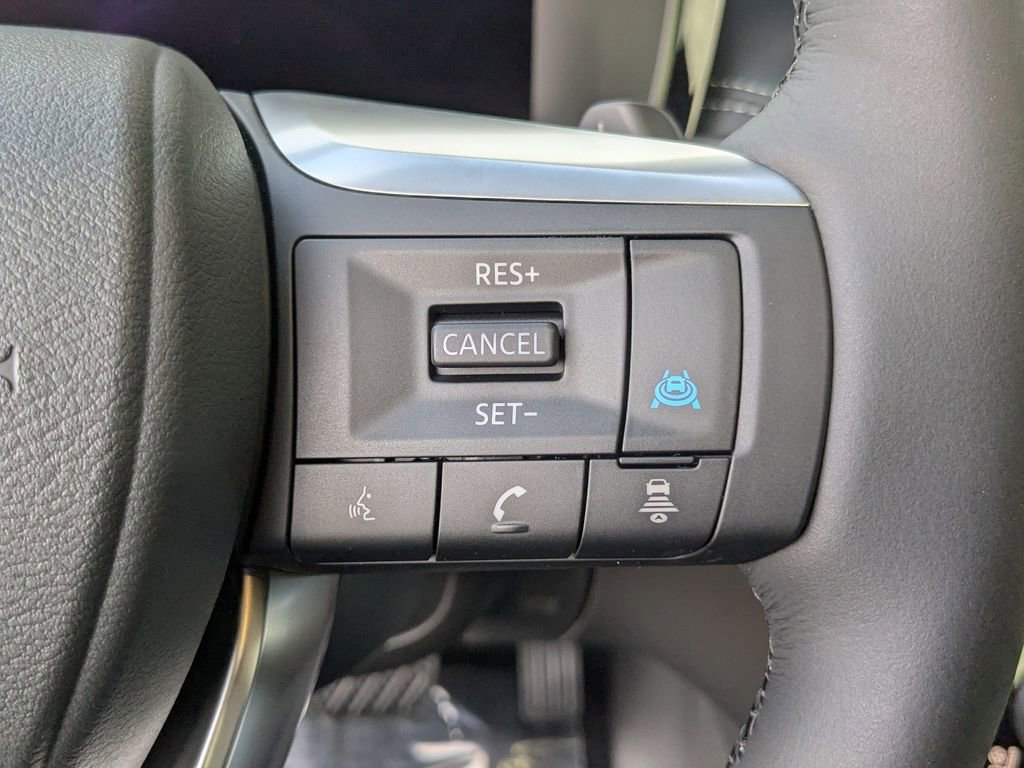 New 2026 INFINITI QX60 Luxe image 17