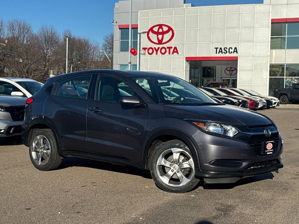 Used 2017 Honda HR-V LX image 1