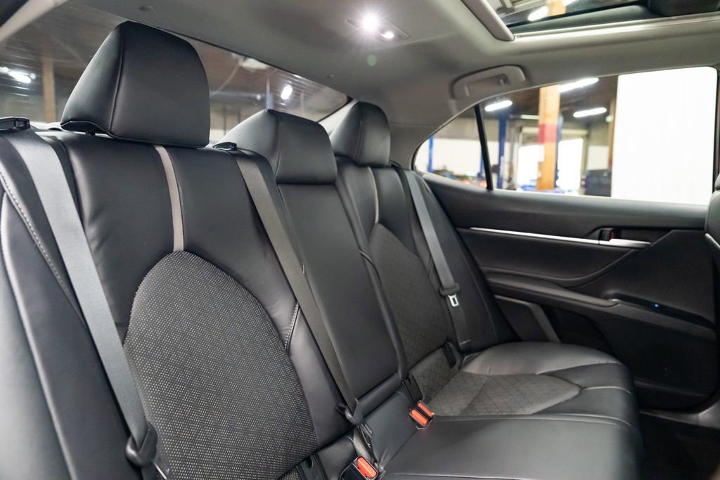 Used 2018 Toyota Camry XSE w/ Driver Assist Package image 32