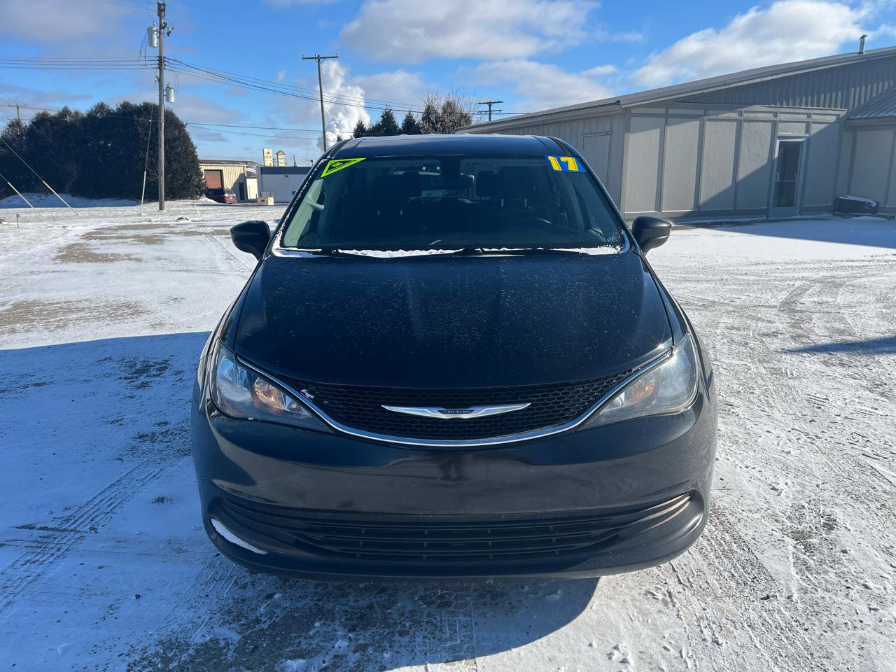 Used 2017 Chrysler Pacifica LX image 8