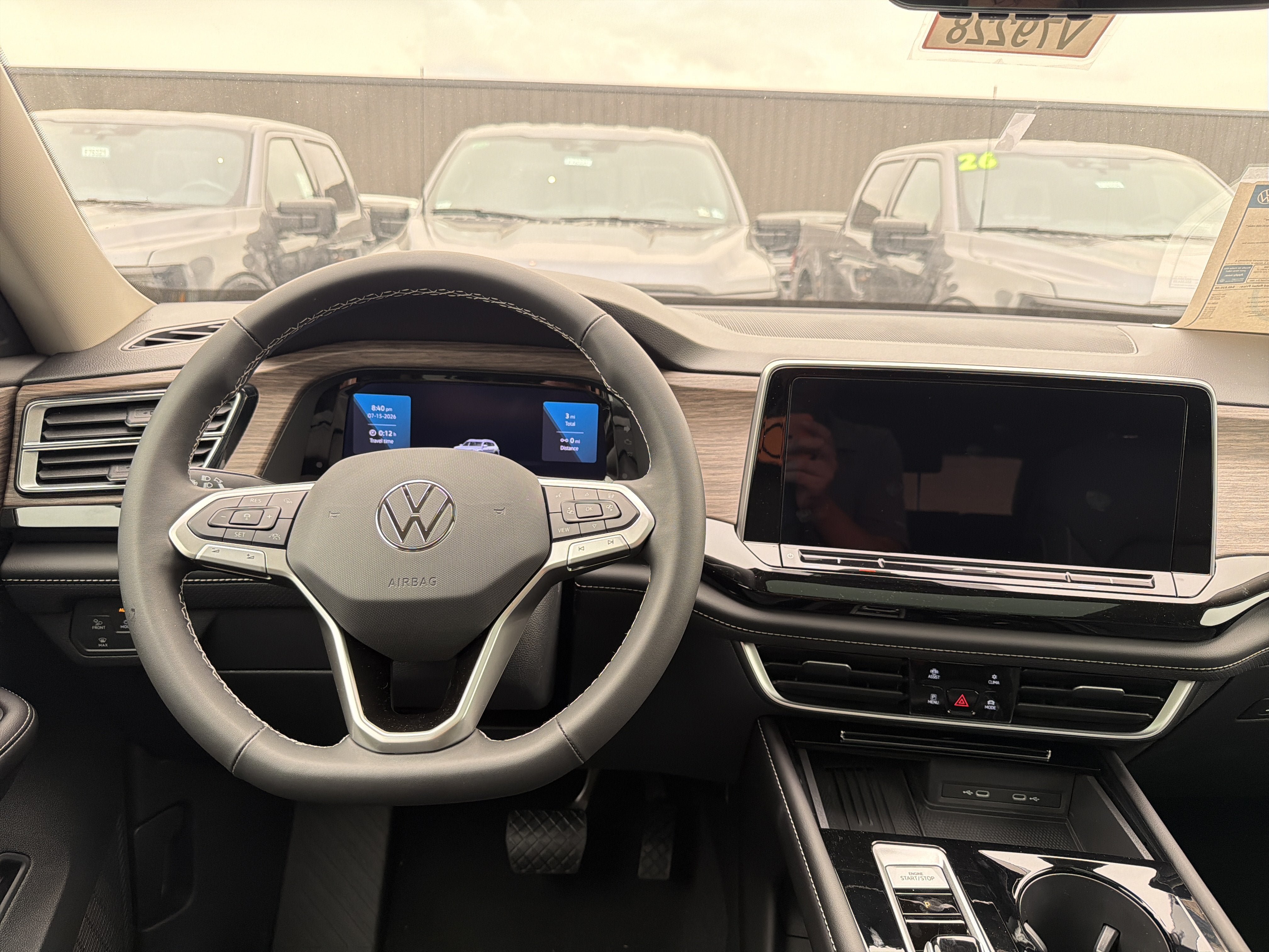 New 2026 Volkswagen Atlas SEL AWD/4WD image 12