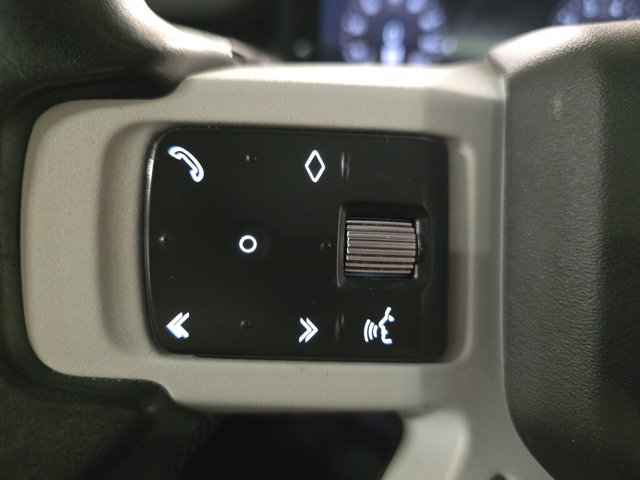 Used 2020 Land Rover Defender 110 SE AWD/4WD image 16
